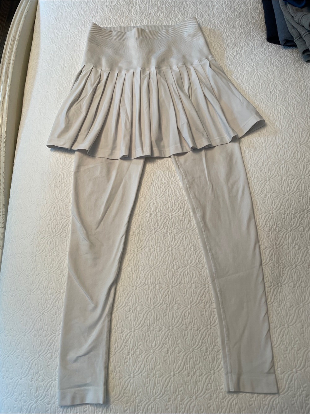 Wilson tennis skirt tight in EUC